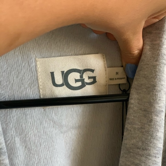 Ugg Robe - Picture 4 of 7